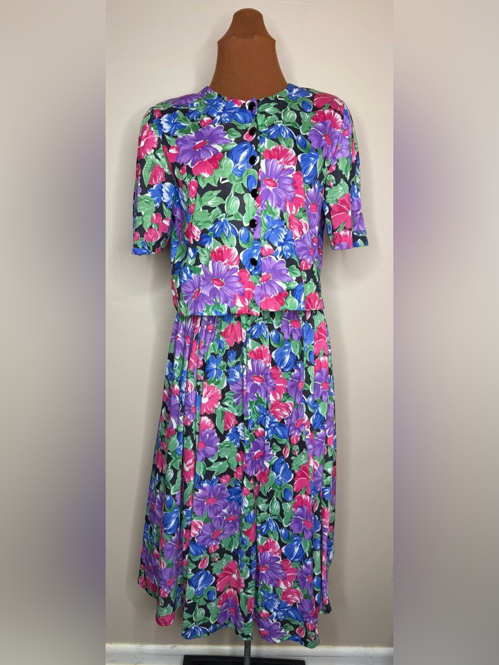 Vintage Darian Two Piece Floral Purple & Pink Pleated Skirt Set Size 8